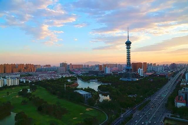 河北，绿意盎然与碧波荡漾的美丽画卷